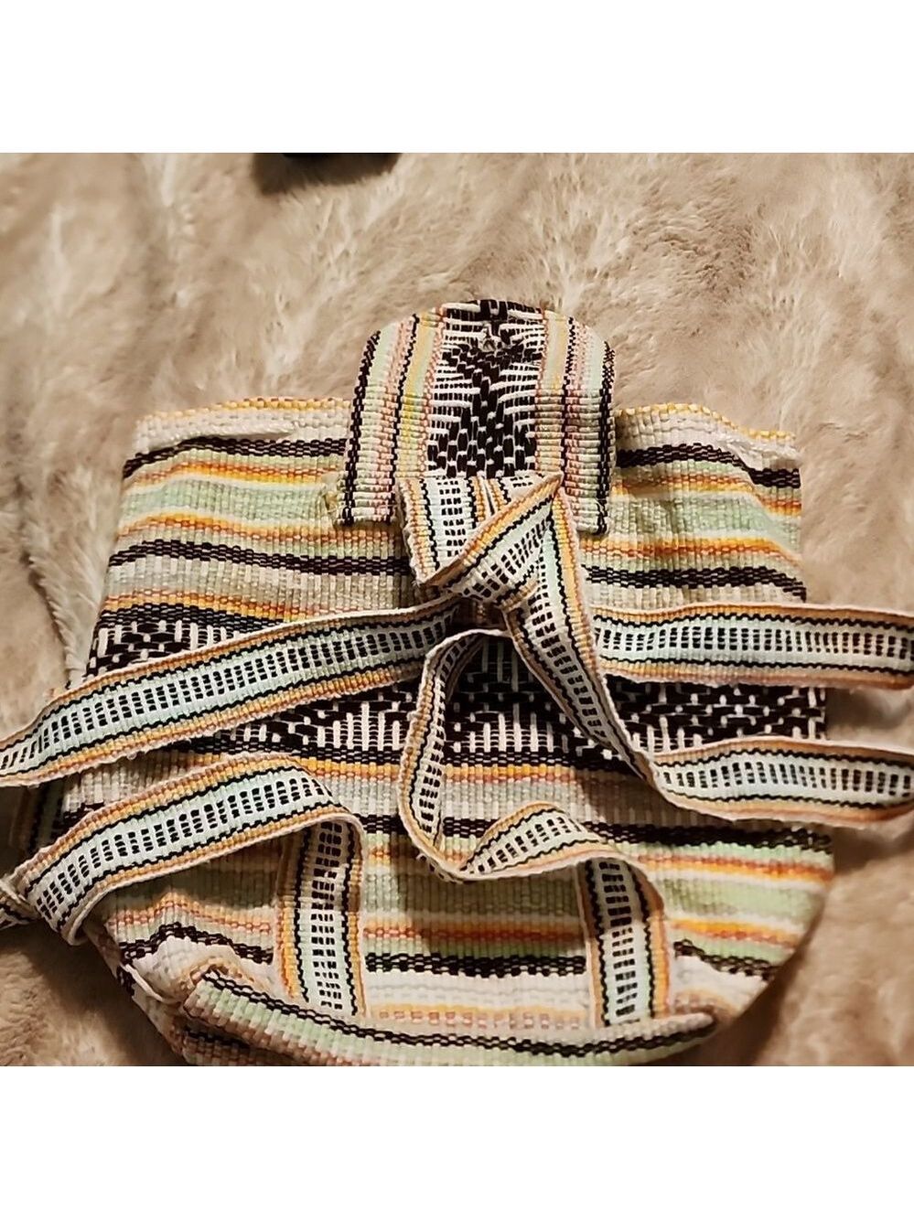 BAJ Tribal Aztec Woven Small Bucket Bag Backpack - Picture 3 of 5